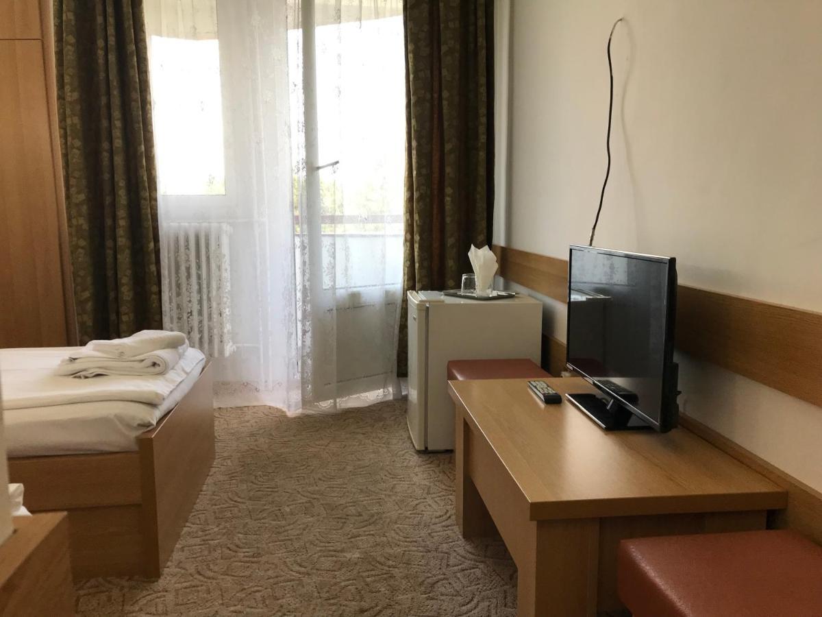 Hotel Hefaistos - Sovata Ngoại thất bức ảnh