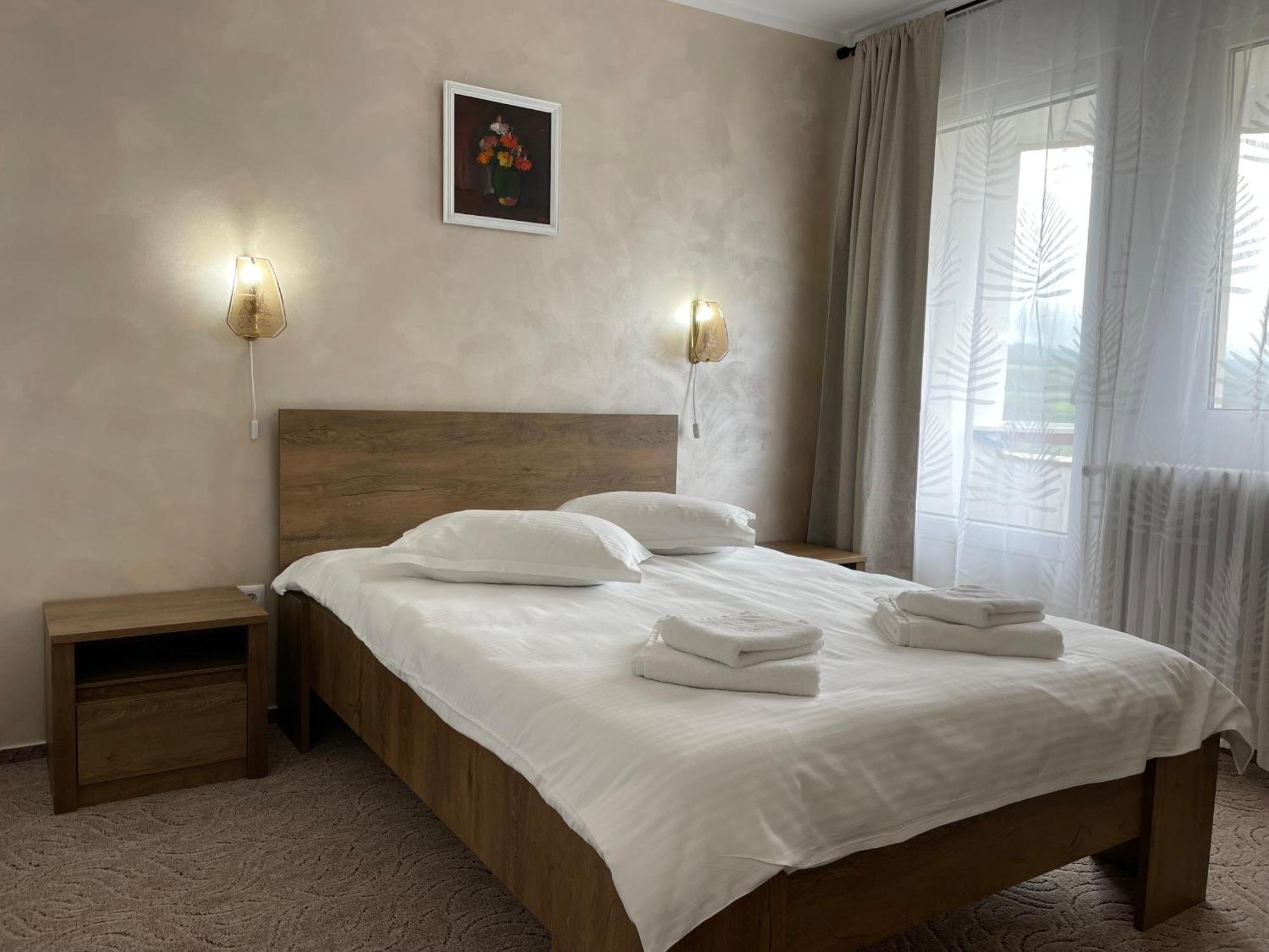Hotel Hefaistos - Sovata Ngoại thất bức ảnh